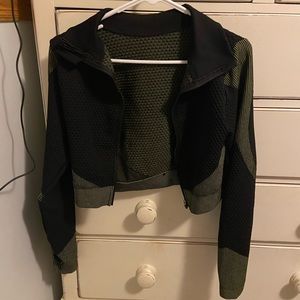 Halara Cropped exercise jacket